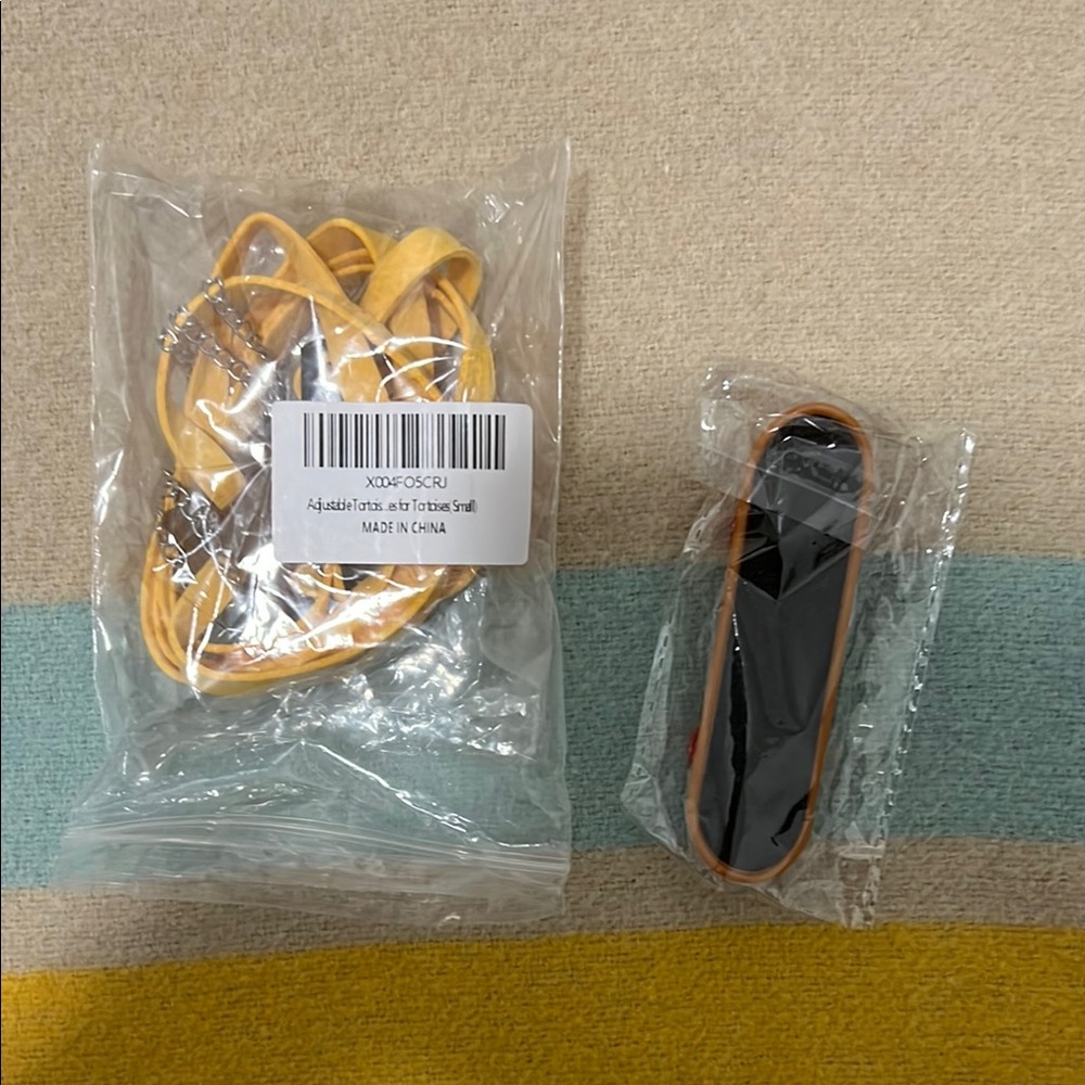 Small Skateboard Tortoise Leash